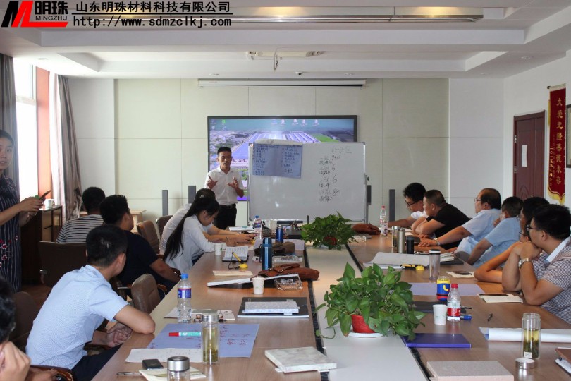 參訓人員積極展示