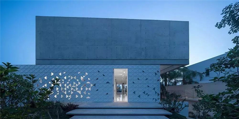 藝術｜三角鏤空鋁板